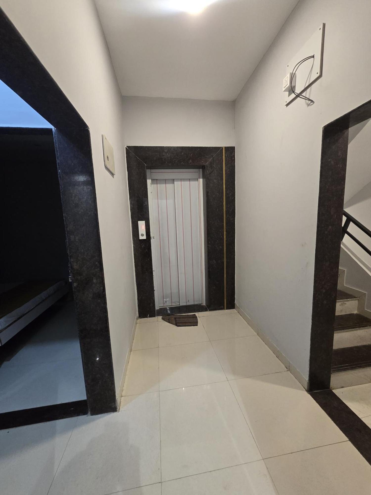 Vivanta Inn Lodge, Solapur Esterno foto
